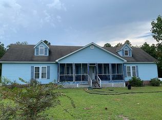 115 Streeter Cir, Raeford, NC 28376
