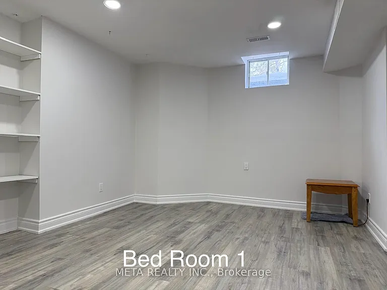 136 Lawson Rd #BASEMENT — Photo 8