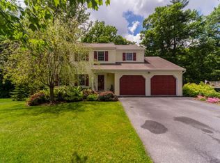358 Holly Ln, Lancaster, PA 17602