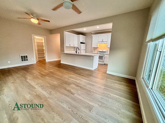 2nd image of 62 Oakes Blvd #1