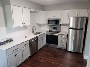 7100 NW Country Club Ln, Kansas City, MO 64152