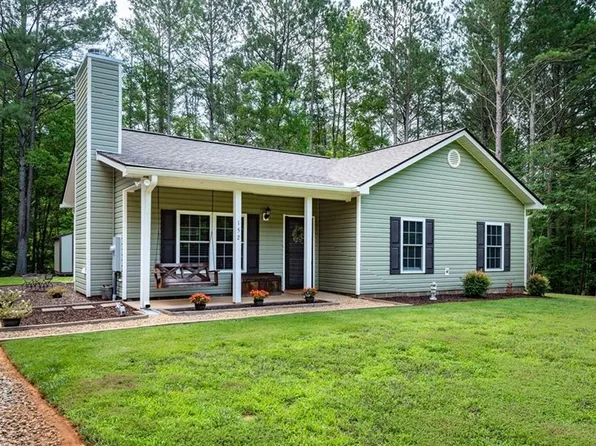 152 Whitfield Ln, Ball Ground, GA 30107