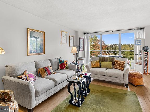 4th image of 1001 City Ave APT Ec808