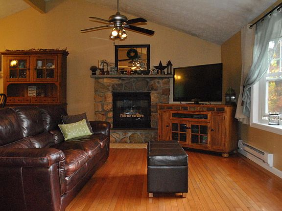 2nd image of 49 Mountain Dr
