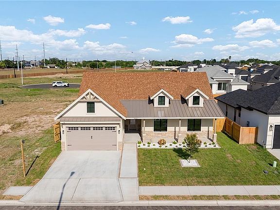 2nd image of 3006 Silver Oak Ave