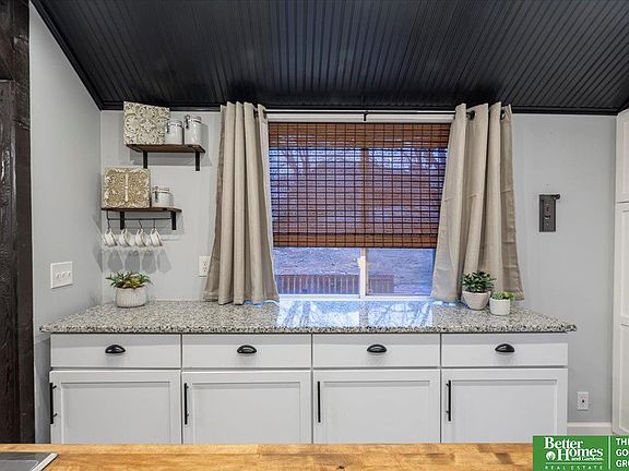 5th image of 15672 Shamrock Cir