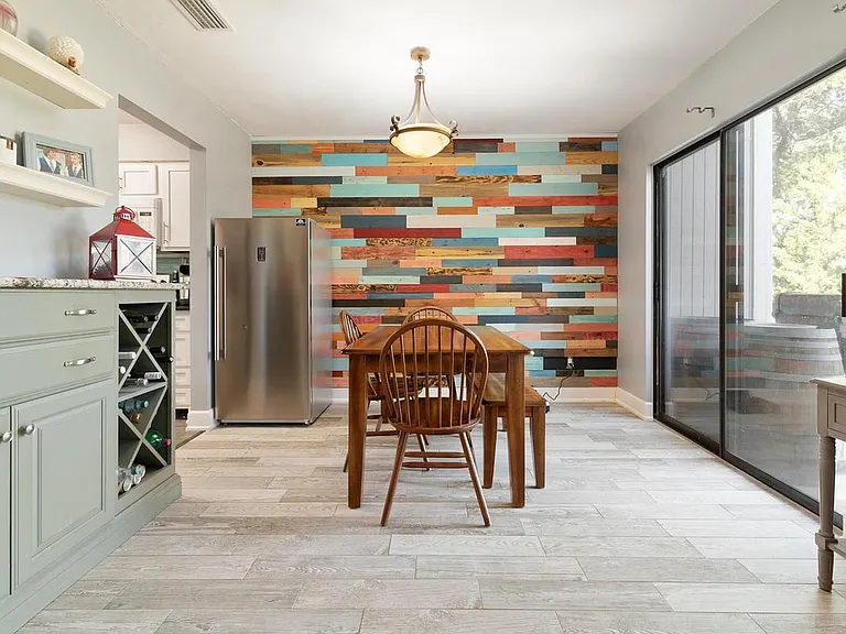 800 Bay Dr #10 — Photo 21