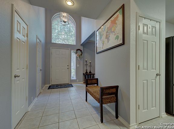 3rd image of 4749 Green Bluff Dr