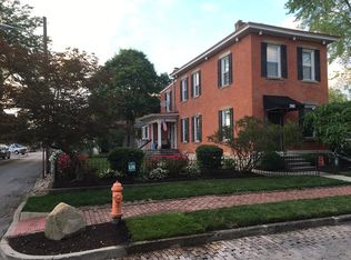 390 E Sycamore St, Columbus, OH 43206