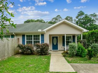 6871 Thunder Ln, Milton, FL 32570