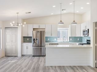 172 Lovett Rd, Henderson, NV 89015