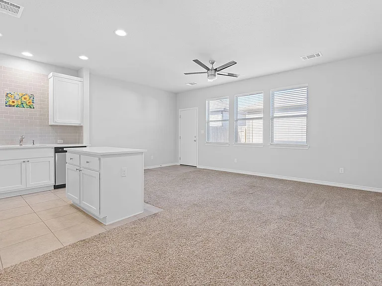 1828 Arendale Dr — Photo 8