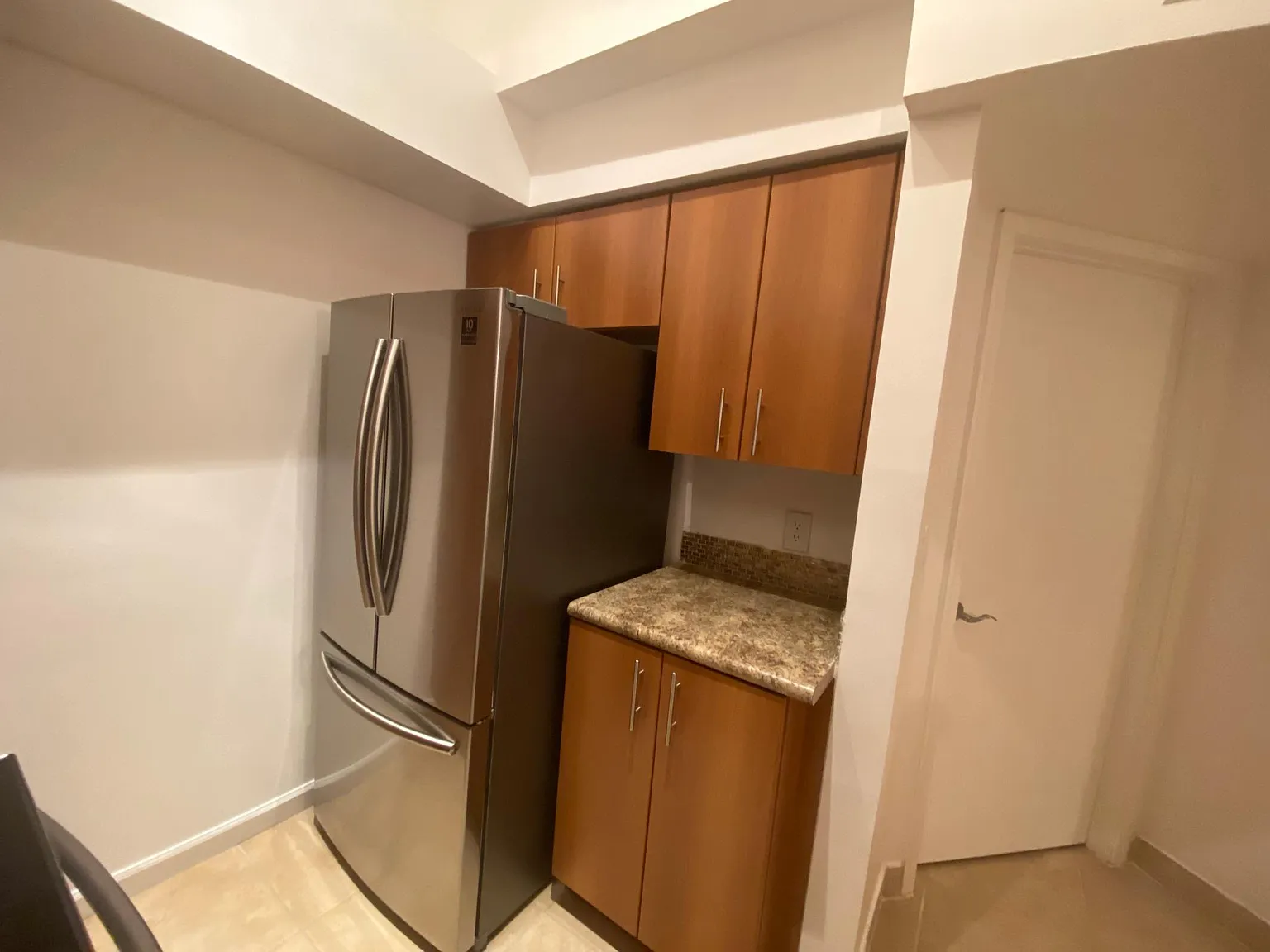 1001 Crystal Way — Photo 1