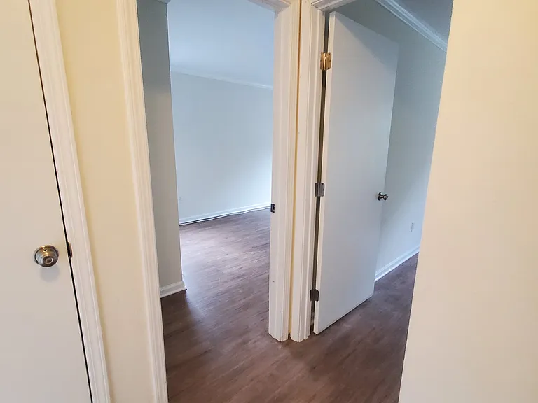 31 Stuart Ave #16 — Photo 9