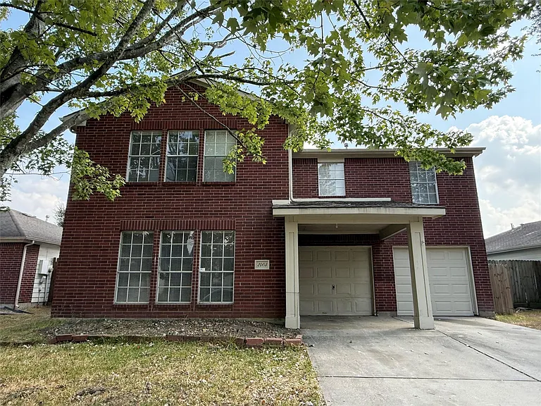 2403 Chalet Rd — Photo 1