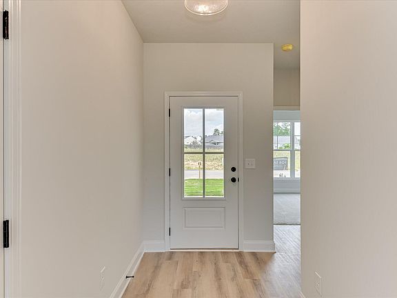 5th image of 850 Brewer Dr