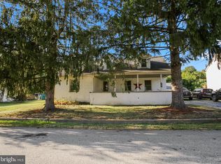 35 Helen St, Parkesburg, PA 19365