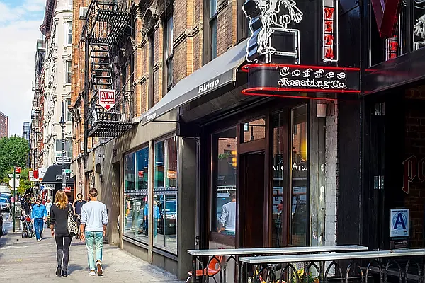 Rented by R New York | media 4