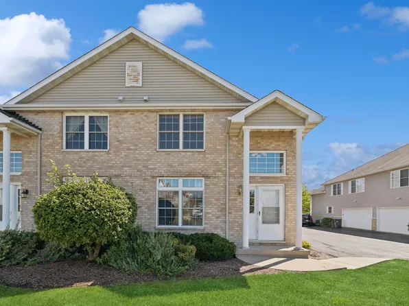 455 N Charles St, Cortland, IL 60112