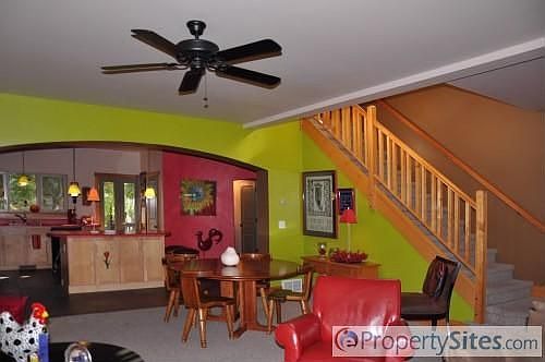 4th image of 2624 Oshaughnesy St