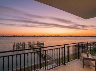 312 8th Ave N APT 203, Tierra Verde, FL 33715