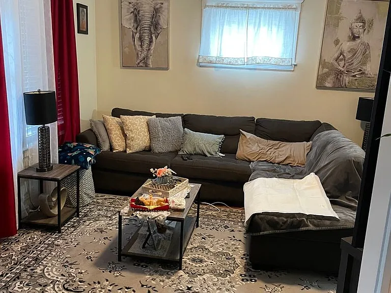 128 Westminster Ave #2 — Photo 4