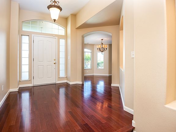 3rd image of 8538 N Heartland Way