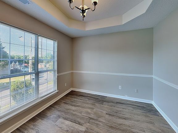 5th image of 4033 Rhinehart Ct