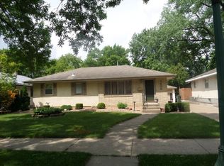 1403 McAfee St, Saint Paul, MN 55106