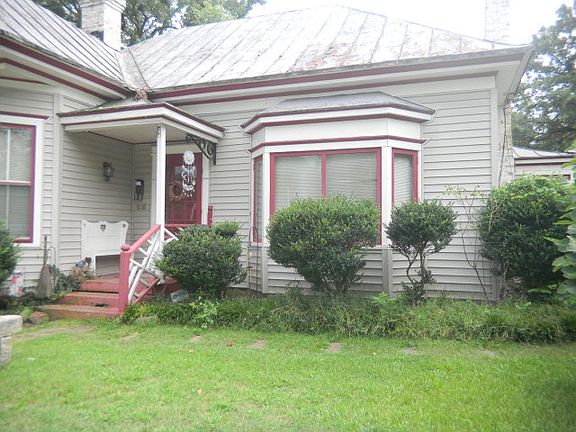3rd image of 516 Avent St