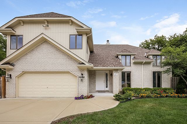 1st image of 457 Birchwood Ct