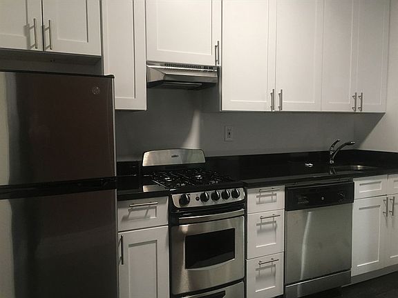3rd image of 455 E 117th St APT 2