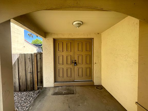 3rd image of 3874 Shovler Lake Ct