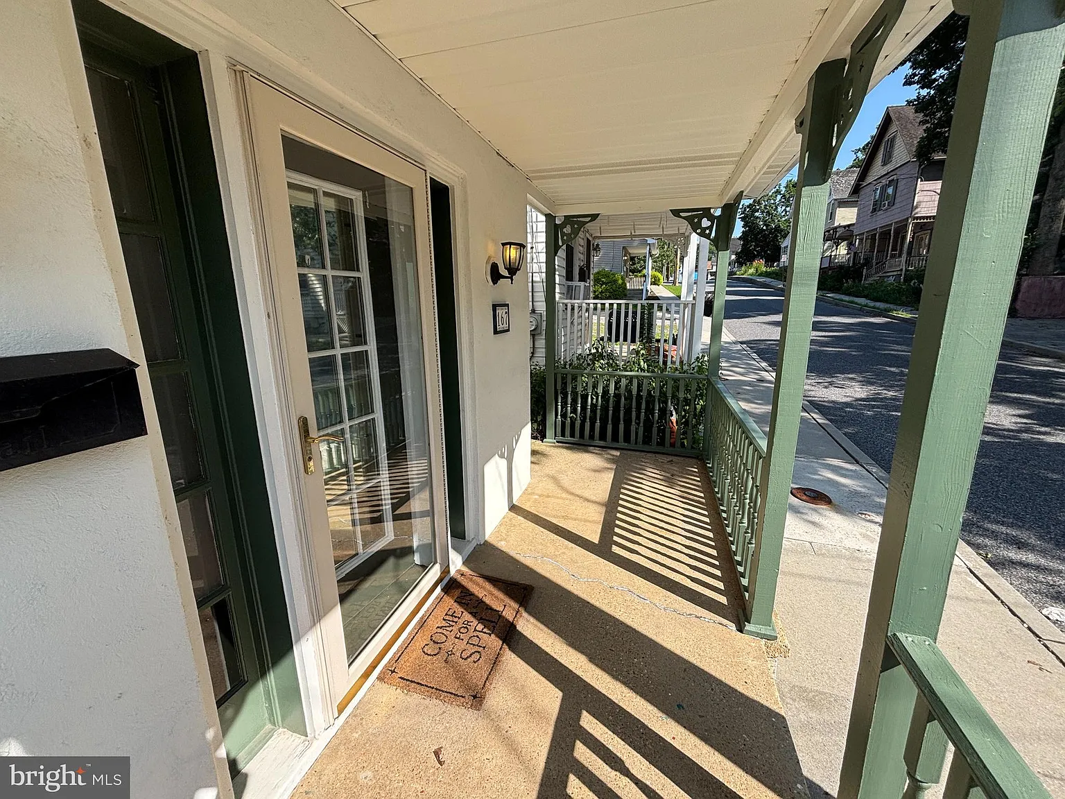2 bed, 1.5 bath, 856 sqft, $2,350 — Photo 3