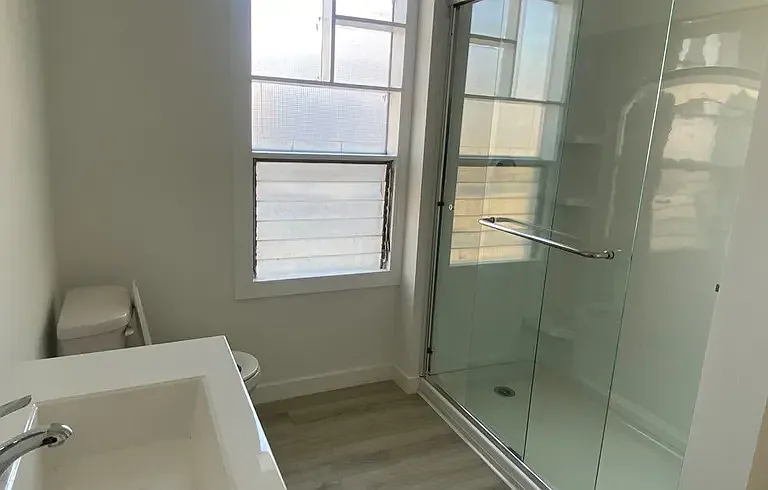 2639 Monmouth Ave — Photo 4
