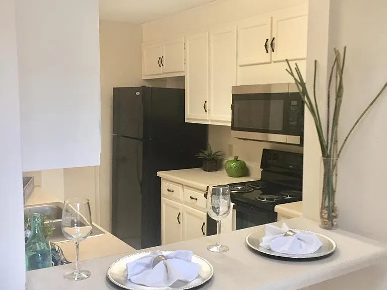 2830 Villager Cir — Photo 9