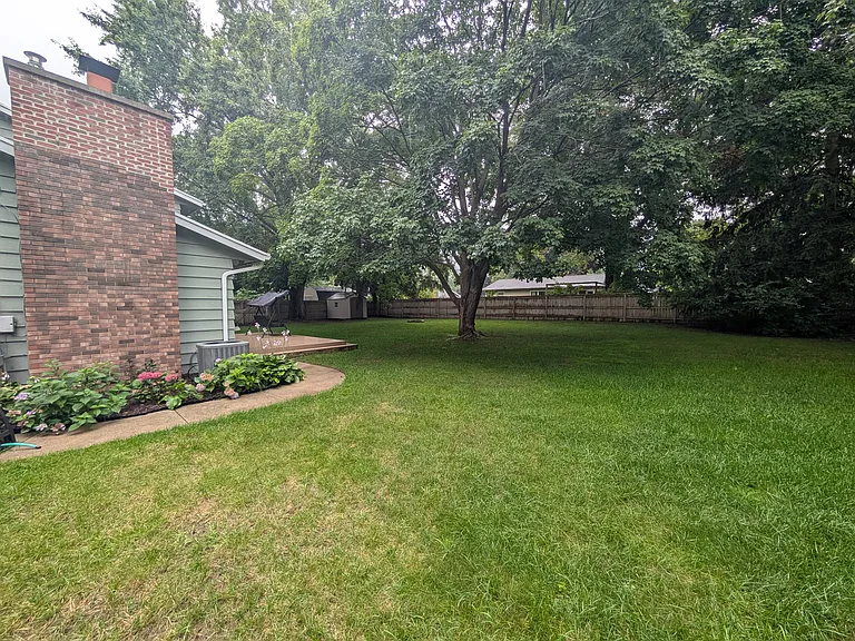5325 Tamworth St — Photo 23