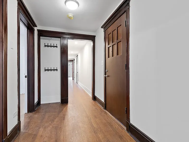 6041 S Saint Lawrence Ave #2N — Photo 4