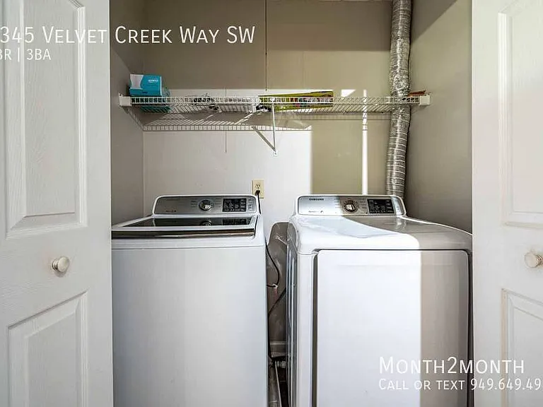 1345 Velvet Creek Way SW — Photo 41