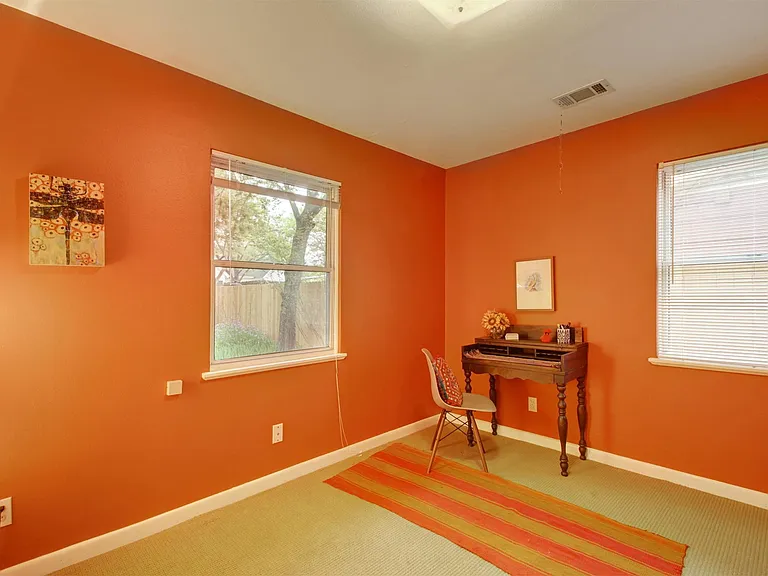 1910 W Saint Johns Ave — Photo 63