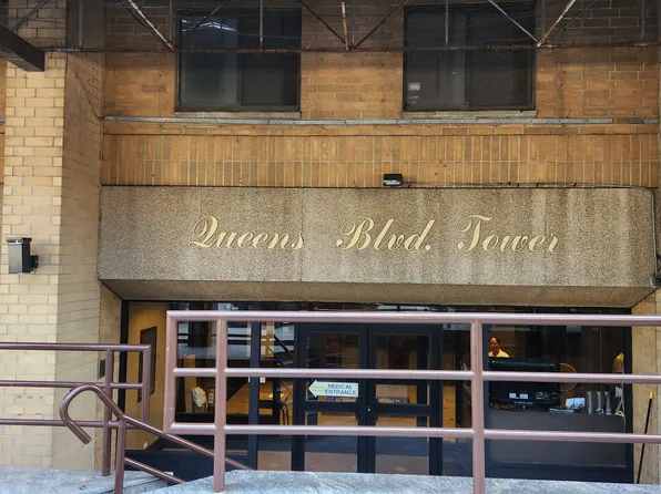 92-29 Queens Boulevard image 2 of 23