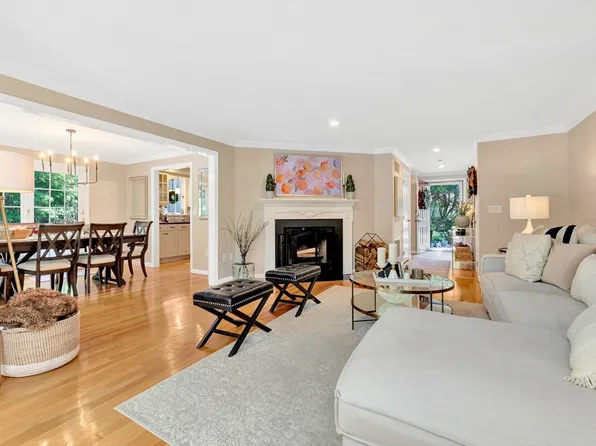 16 Mills Point #81, Middleton, MA 01949