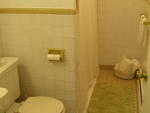 5th image of 16 Jefferson St