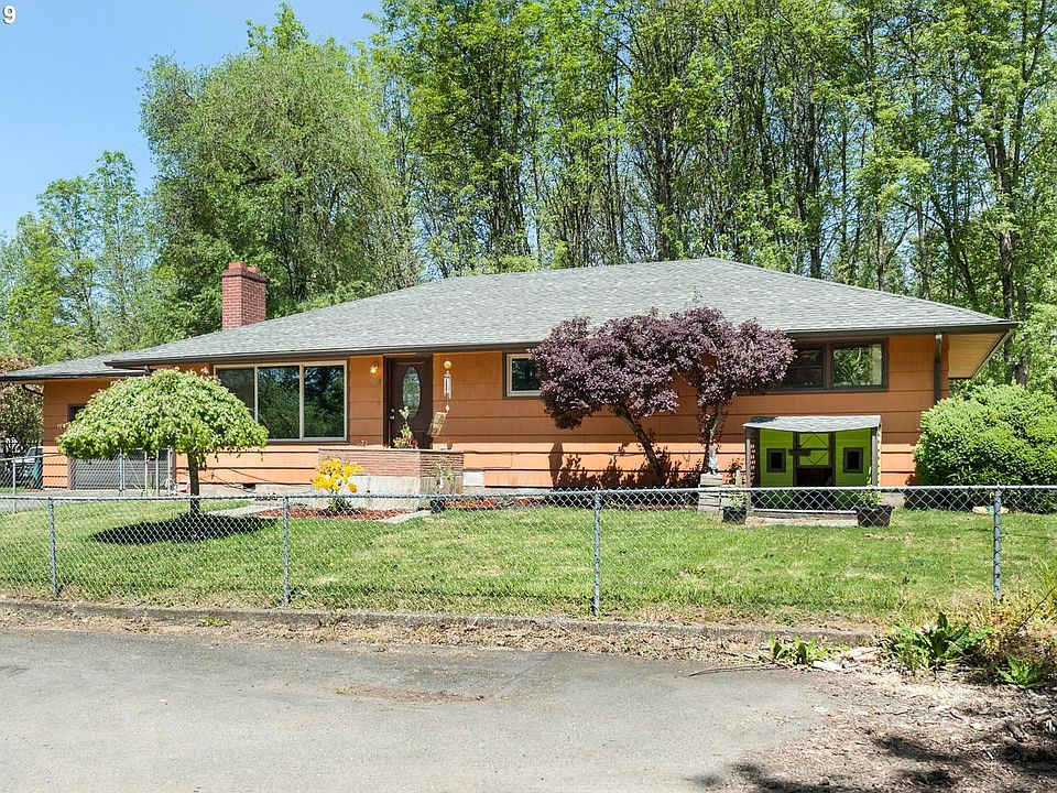 1st image of 3508 NE Petticoat Ln