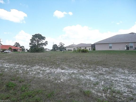 4th image of 2635 NW 25th Pl