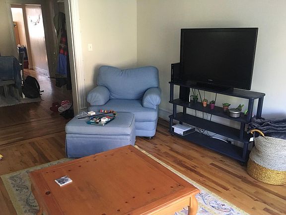 5th image of 2632 N Lincoln Ave #2F