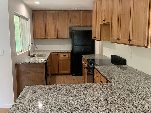 5th image of 6230 N Robinhood Ln