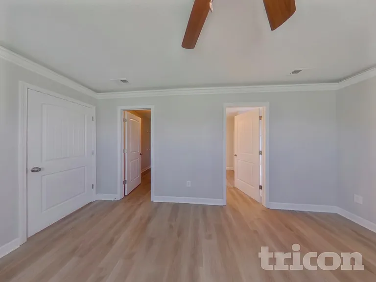 213 Dellwood Dr — Photo 8