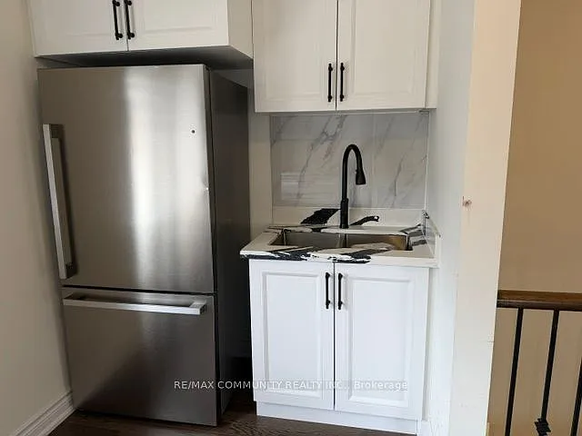 337 William Forster Rd E — Photo 8