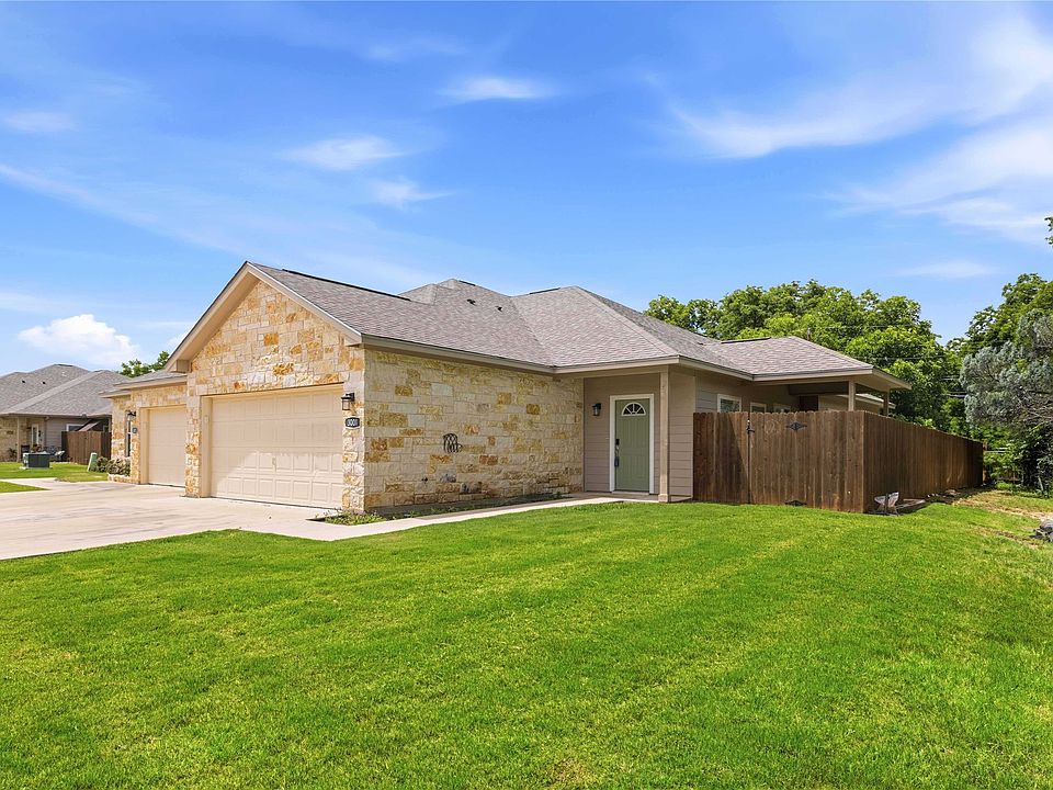 1st image of 3001 Waterstone Dr